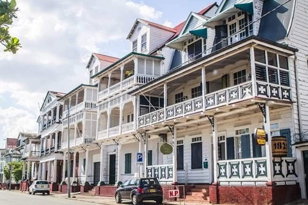 Paramaribo Bus Tour | Discover Suriname’s Capital in Comfort